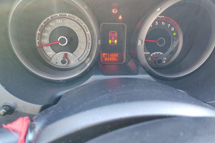 Used Mitsubishi Pajero 2020 3.0L Automatic Standard Edition Odometer Close Up