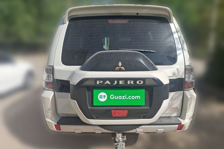 Used Mitsubishi Pajero 2020 Collection Edition 3.0L Automatic Prestige Off-Road Version Rear