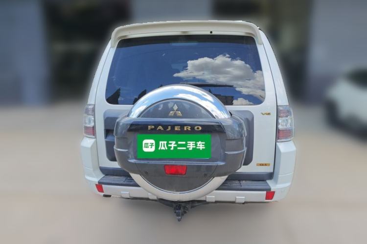 Used Mitsubishi Pajero 2020 3.0L Automatic Prestige Off-Road Edition Rear