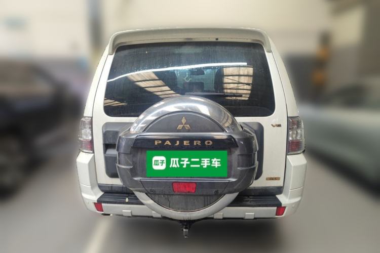 Used Mitsubishi Pajero 2020 3.0L Automatic Prestige Off-Road Edition Rear