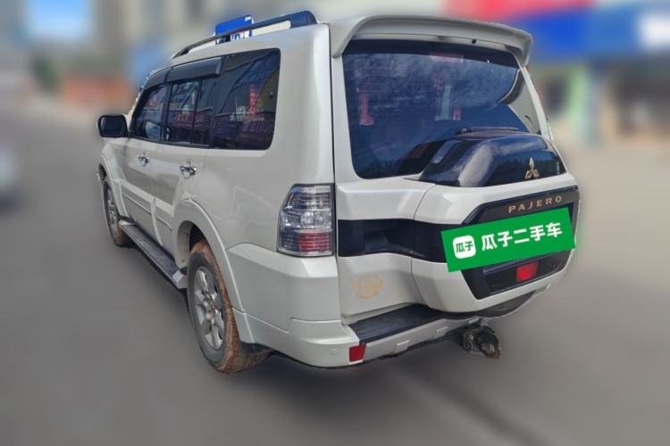 Used Mitsubishi Pajero 2020 3.0L Automatic Luxury Off-Road Version Rear Left 45 Deg