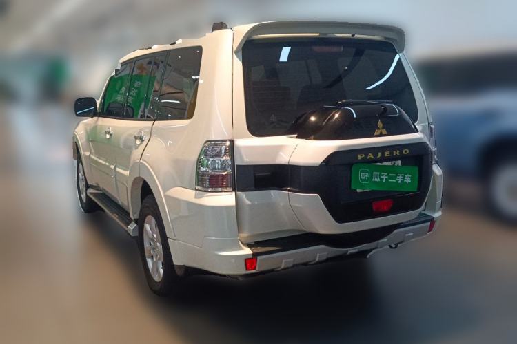 Used Mitsubishi Pajero 2020 3.0L Automatic Prestige Off-Road Edition Rear Left 45 Deg