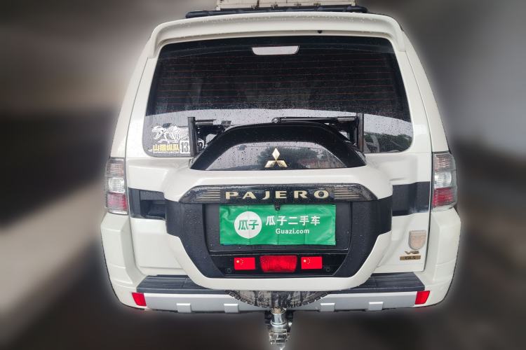 Used Mitsubishi Pajero  Rear