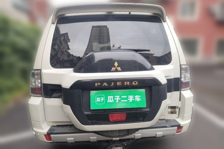 Used Mitsubishi Pajero 2020 3.0L Automatic Standard Edition Rear