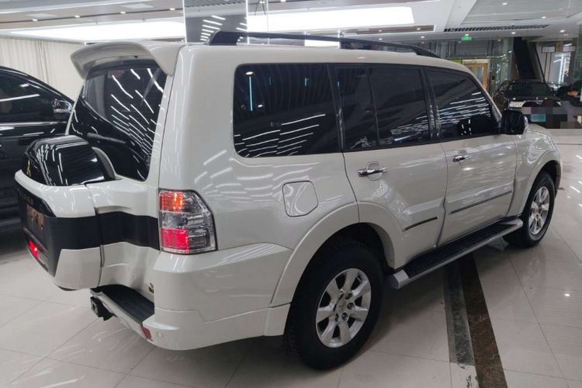 Used Mitsubishi Pajero 2020 3.0L Automatic Standard Edition Rear Right 45 Deg