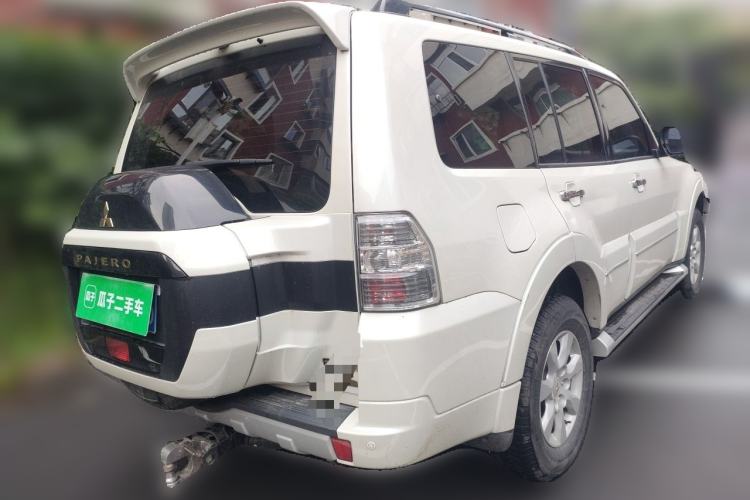 Used Mitsubishi Pajero 2020 3.0L Automatic Standard Edition Rear Right 45 Deg