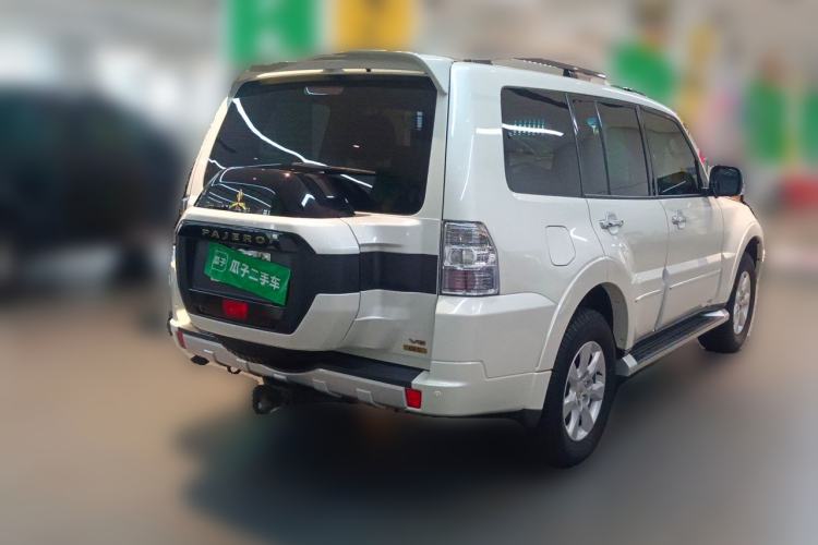 Used Mitsubishi Pajero 2020 3.0L Automatic Prestige Off-Road Edition Rear Right 45 Deg