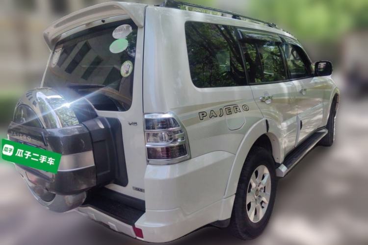 Used Mitsubishi Pajero 2020 3.0L Automatic Luxury Off-Road Version Rear Right 45 Deg