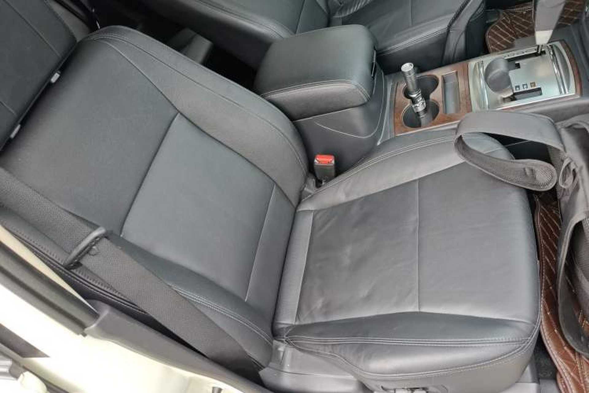 Used Mitsubishi Pajero 2020 3.0L Automatic Standard Edition Right Front Seat