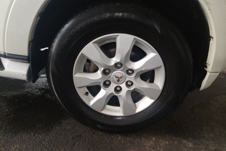Used Mitsubishi Pajero  Right Front Wheel Hub