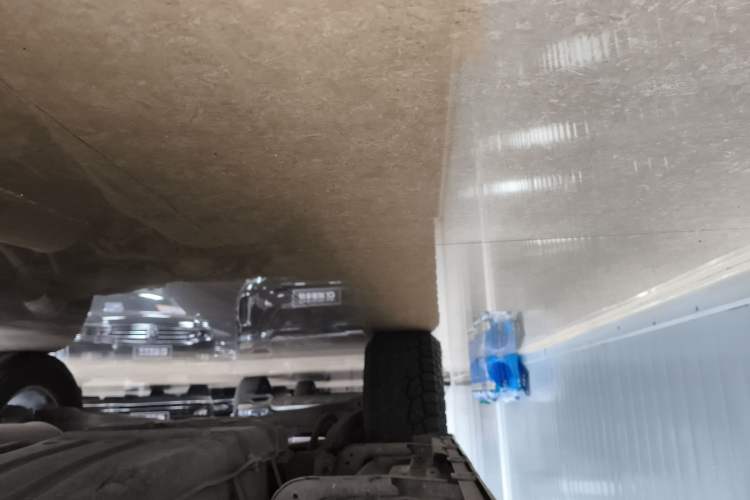 Used Mitsubishi Pajero 2020 3.0L Automatic Standard Edition Right Side Sill