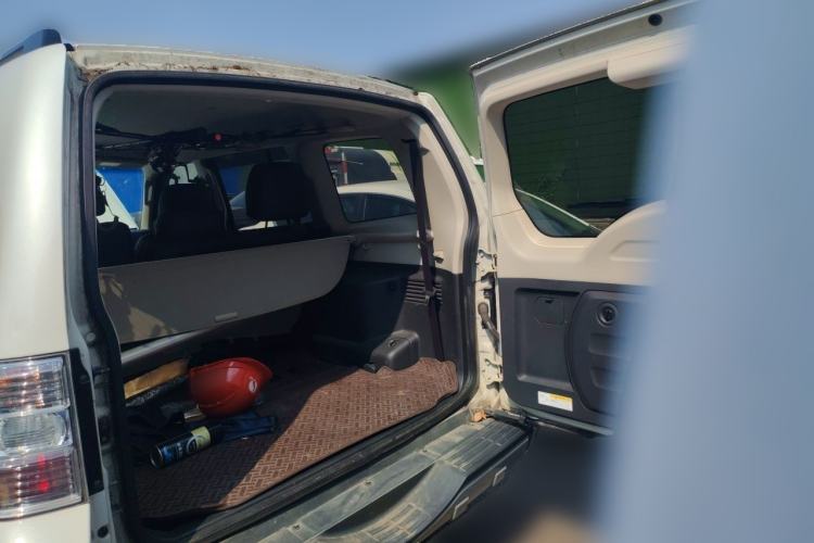 Used Mitsubishi Pajero  Trunk