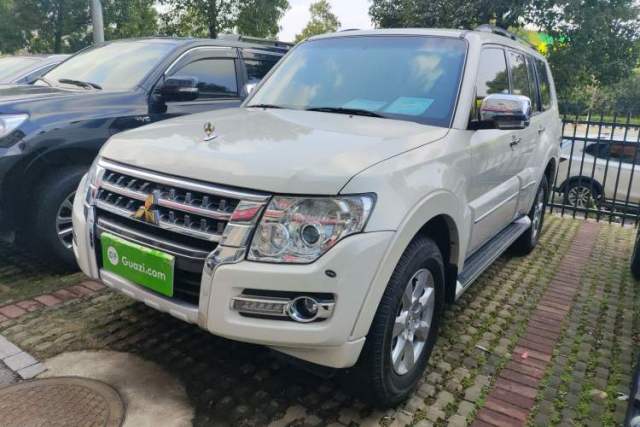 Used Mitsubishi Pajero 2020 3.0L Automatic Standard Edition
