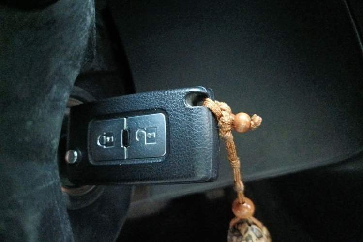 Used Mitsubishi Pajero  Vehicle Key