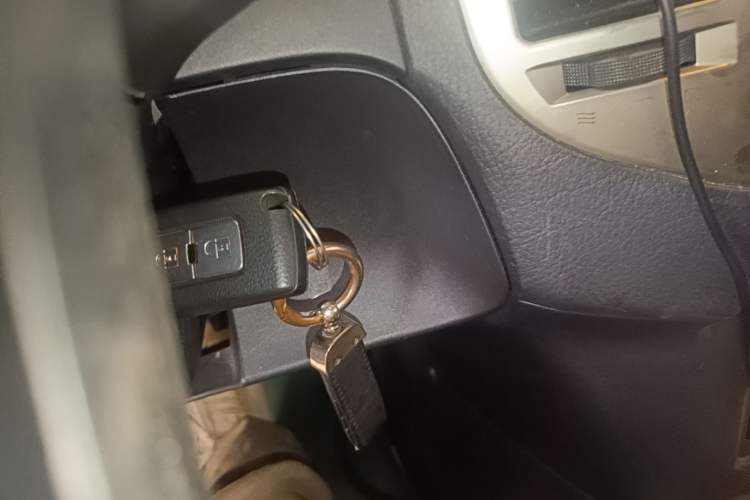 Used Mitsubishi Pajero 2020 3.0L Automatic Luxury Off-Road Version Vehicle Key