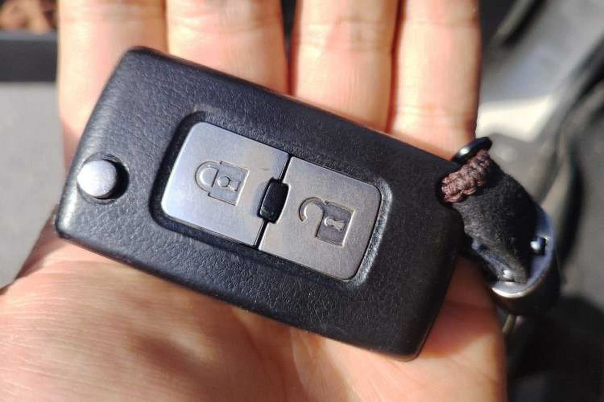Used Mitsubishi Pajero  Vehicle Key