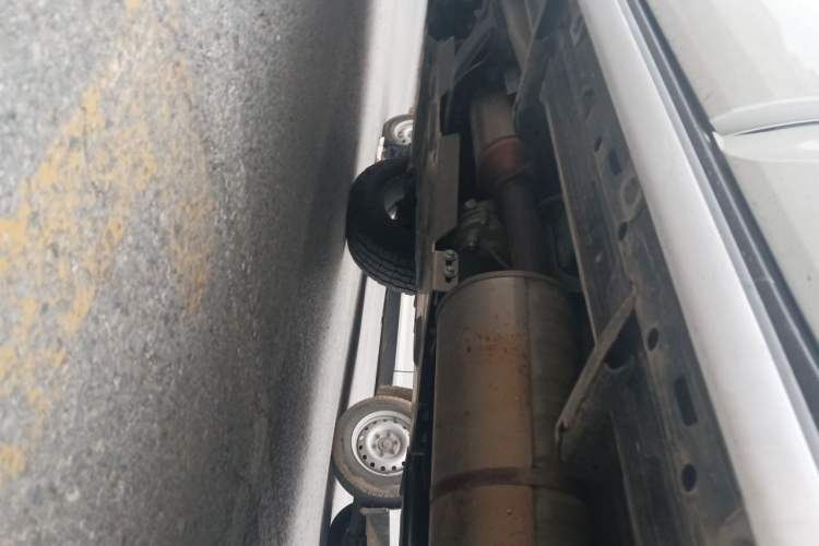 Used Mitsubishi Pajero  Chassis Rear Left