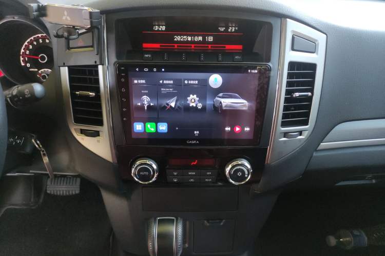 Used Mitsubishi Pajero 2022 V93 3.0L GLS Fabric – Middle East Audio And AC Panel