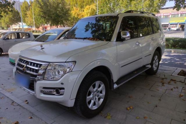 Used Mitsubishi Pajero 2022 V93 3.0L GLS Fabric – Middle East