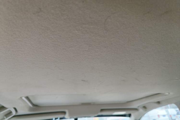 Used Mitsubishi Pajero Sport 2013 3.0L Automatic Two-Wheel Drive Luxury Edition Headliner