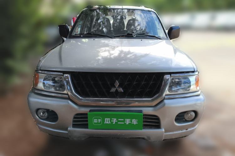Used Mitsubishi Pajero Sport 2004 3.0L Automatic 4x4 Ultra-Luxury Edition Front