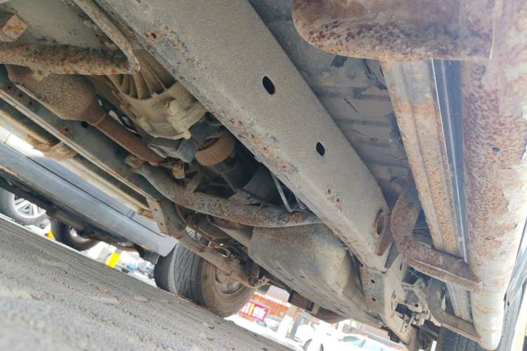 Used Mitsubishi Pajero Sport 2011 3.0L Luxury Navigation Edition Chassis Front Left