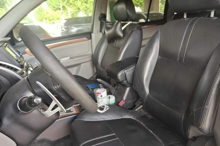Used Mitsubishi Pajero Sport 2011 3.0L Luxury Navigation Edition Left Front Seat