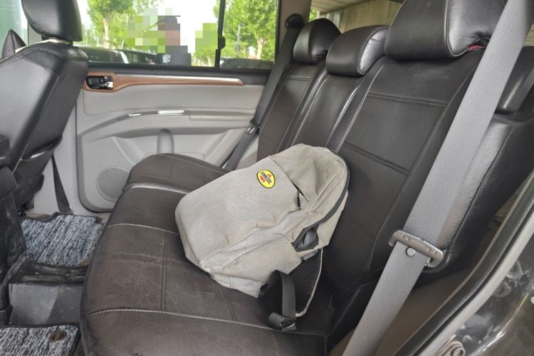 Used Mitsubishi Pajero Sport 2011 3.0L Luxury Navigation Edition Left Rear Seat