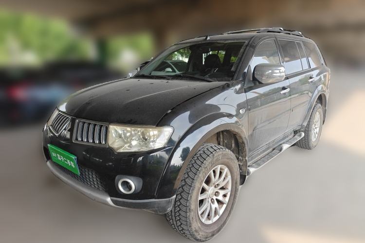 Used Mitsubishi Pajero Sport 2011 3.0L Luxury Navigation Edition Guazi used car, China used car export, Used car for sale, Used  cars, Cheapest cars for sale