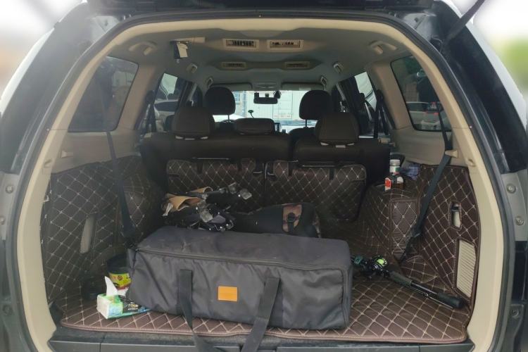 Used Mitsubishi Pajero Sport 2011 3.0L Sport Navigation Edition Trunk