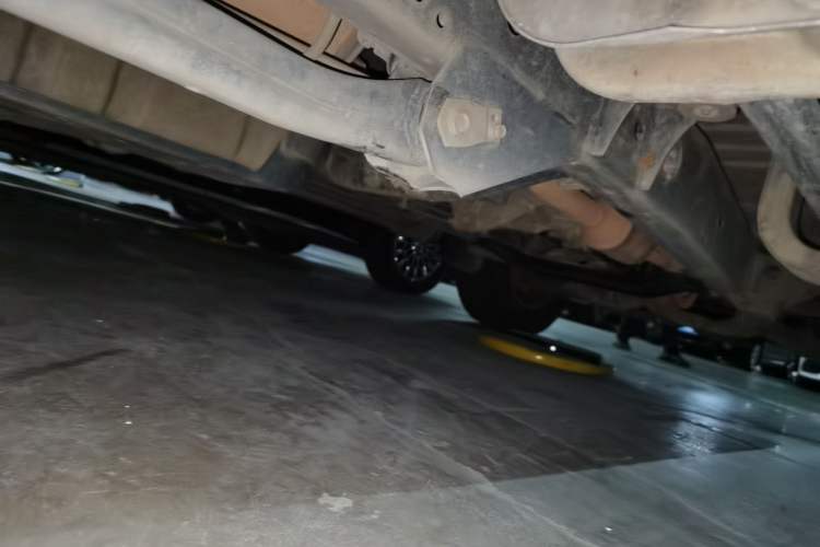 Used Mitsubishi Pajero Sport 2011 3.0L Luxury Navigation Edition Chassis Rear Right