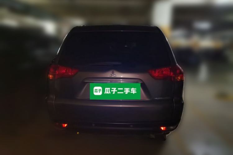 Used Mitsubishi Pajero Sport 2011 3.0L Luxury Navigation Edition Rear