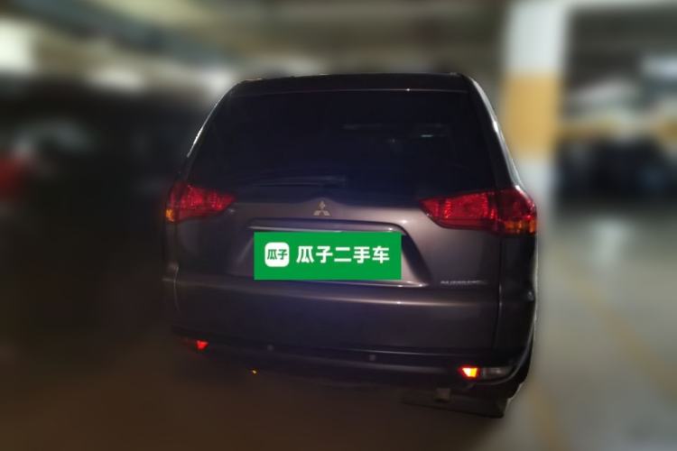 Used Mitsubishi Pajero Sport 2011 3.0L Luxury Navigation Edition Rear Right 45 Deg