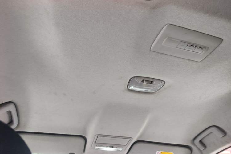 Used Mitsubishi Pajero Sport 2011 3.0L Sport Navigation Edition Headliner