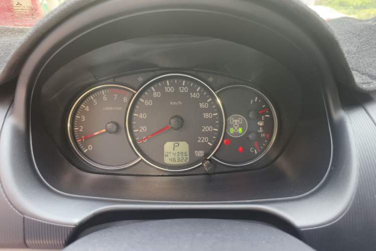 Used Mitsubishi Pajero Sport 2011 3.0L Luxury Navigation Edition Instrument Cluster