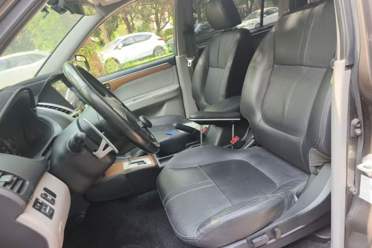 Used Mitsubishi Pajero Sport 2011 3.0L Luxury Navigation Edition Left Front Seat