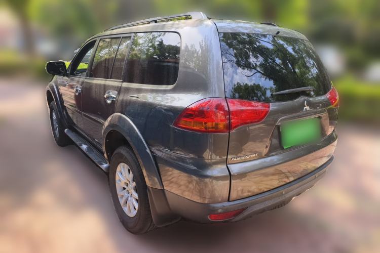 Used Mitsubishi Pajero Sport 2011 3.0L Luxury Navigation Edition Rear Left 45 Deg