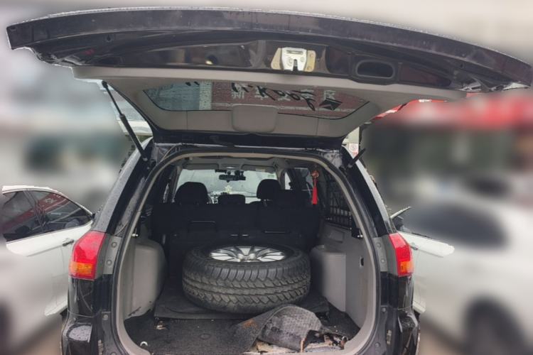 Used Mitsubishi Pajero Sport 2011 3.0L Sport Navigation Edition Trunk