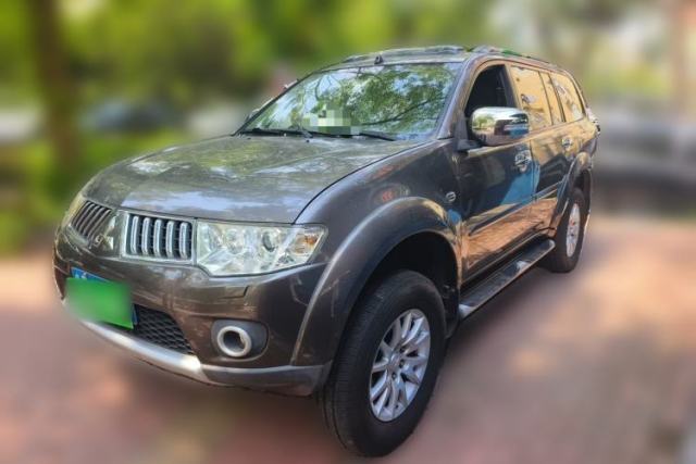 Used Mitsubishi Pajero Sport 2011 3.0L Luxury Navigation Edition