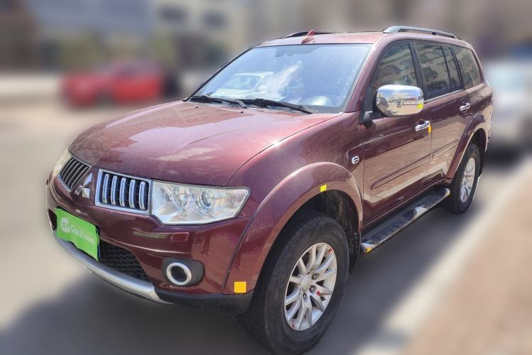 Used Mitsubishi Pajero Sport 2011 3.0L Luxury Navigation Edition Guazi used car, China used car export, Used car for sale, Used  cars, Cheapest cars for sale
