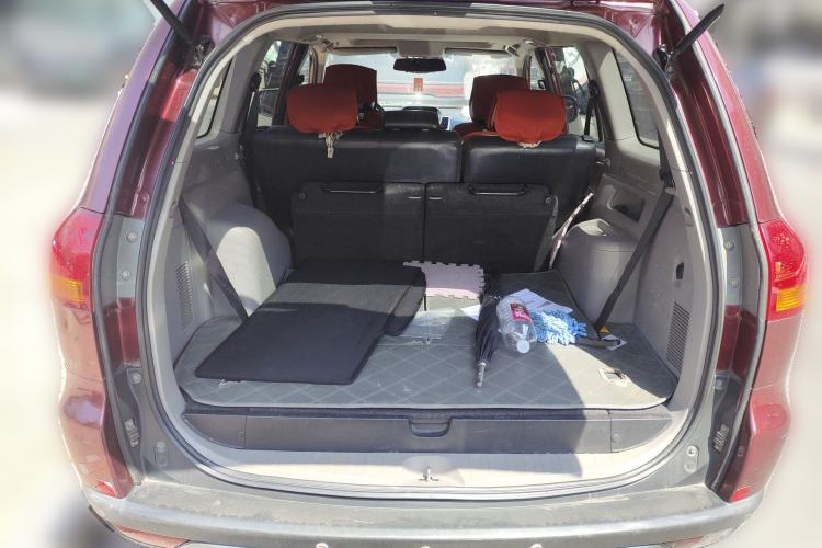 Used Mitsubishi Pajero Sport 2011 3.0L Luxury Navigation Edition Trunk