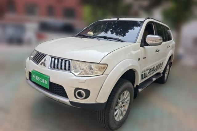 Used Mitsubishi Pajero Sport 2011 3.0L Luxury Navigation Edition