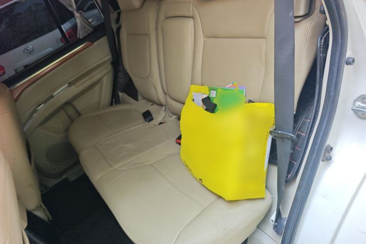 Used Mitsubishi Pajero Sport 2011 3.0L Luxury Navigation Edition Left Rear Seat