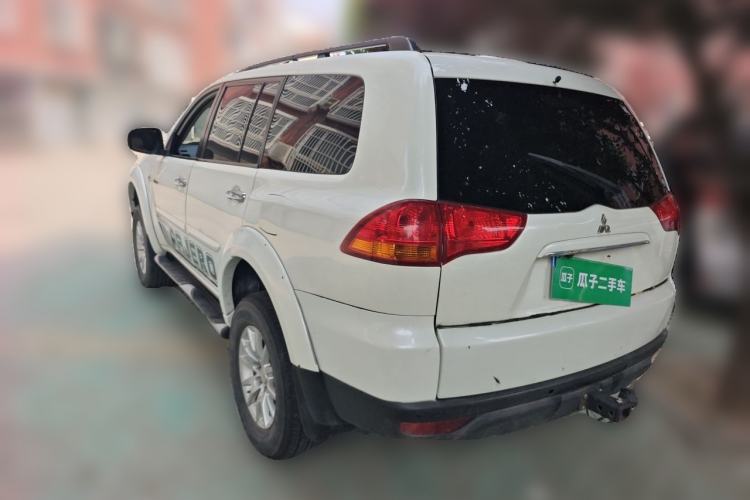 Used Mitsubishi Pajero Sport 2011 3.0L Luxury Navigation Edition Rear Left 45 Deg