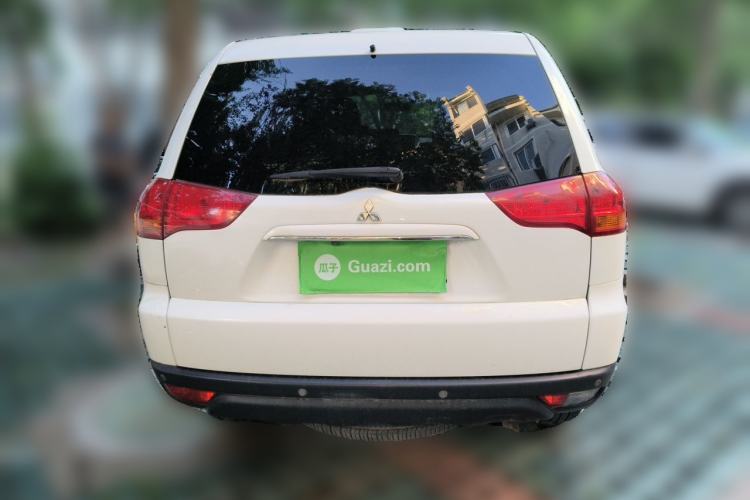 Used Mitsubishi Pajero Sport 2011 3.0L Luxury Navigation Edition Rear