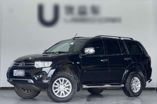 Used Mitsubishi Pajero Sport 2013 3.0L Automatic 4x4 Executive Edition