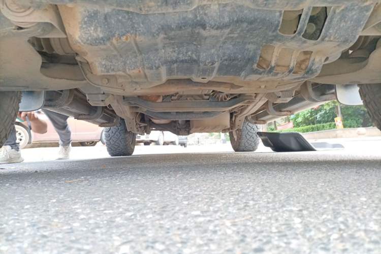 Used Mitsubishi Pajero Sport 2013 3.0L Automatic 4x4 Executive Edition Chassis Front