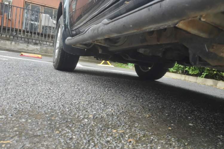 Used Mitsubishi Pajero Sport 2013 3.0L Automatic 4x4 Flagship Edition Chassis Front Left