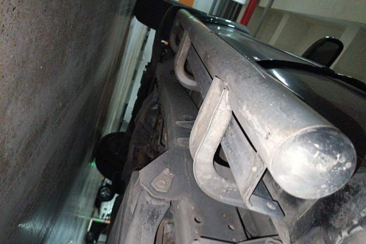 Used Mitsubishi Pajero Sport 2013 3.0L Automatic Two-Wheel Drive Luxury Edition Chassis Front Right