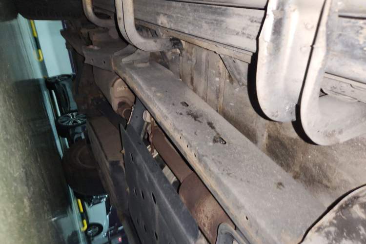 Used Mitsubishi Pajero Sport 2013 3.0L Automatic 4x4 Executive Edition Chassis Front Right